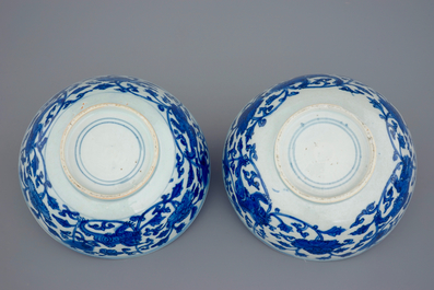 A pair of Chinese blue and white bowls with lions among peony scrolls, late Ming Dynasty