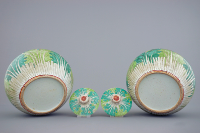 A pair of Chinese "cabbage and insects" ginger jars and covers, 19th C.