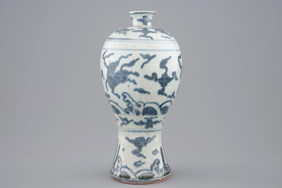 A Chinese blue and white meiping vase, Ming, Wanli
