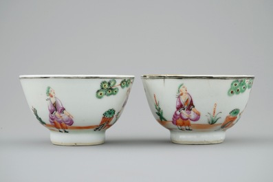 Een paar Chinese koppen en schotels met kersenplukkers, Qianlong, 18e eeuw