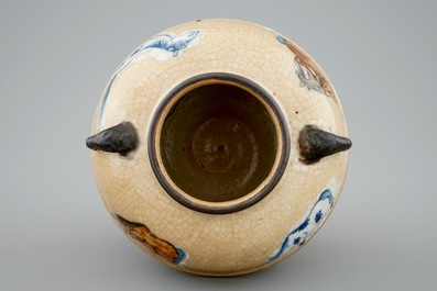 A globular Chinese vase with horses on a crackled brown ground, 18/19th C.