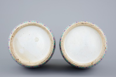 A pair of Chinese famille rose vases with warriors, 19th C.