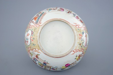 A large Chinese famille rose mandarin bowl, Qianlong, 18th C.