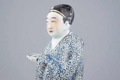 A varied lot of Chinese famille rose porcelain, 19/20th C.
