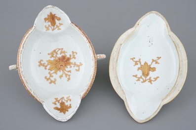 Een Chinese sauskom met deksel met het wapen van Van Reverhorst, Qianlong, ca. 1745