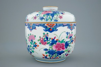 A large Chinese famille rose bowl with cover, Qianlong 18th C.