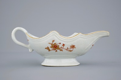 Une sauci&egrave;re en porcelaine de Chine pour l'export aux armes de la famille "De Heere", Qianlong, ca. 1763