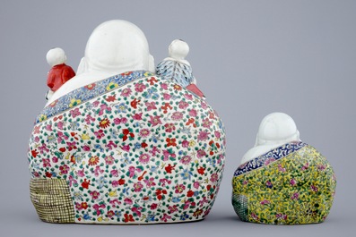 Two Chinese famille rose porcelain Buddha figures, 19/20th C.