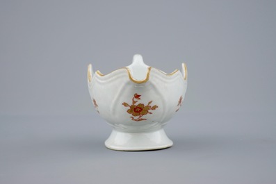 Une sauci&egrave;re en porcelaine de Chine pour l'export aux armes de la famille "De Heere", Qianlong, ca. 1763