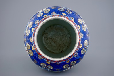 A large Chinese Imari-style export porcelain baluster jar, 18th C.