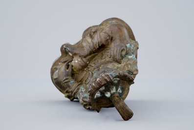 Un mod&egrave;le de Bouddha Shakyamuni en bronze, Chine, 19&egrave;me