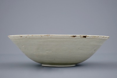 A qingbai tripod censer and a phoenix bowl, Song or Yuan Dynasty, 10-14th C.