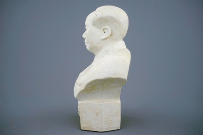 Un buste de Mao en biscuit, Chine, 20&egrave;me