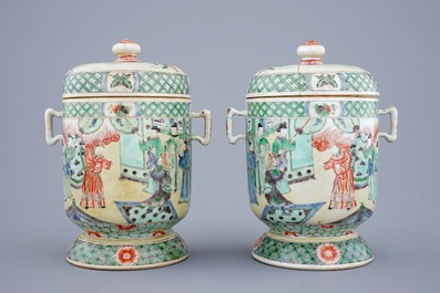 A pair of Chinese famille verte Kangxi style covered bowls, 19th C.