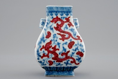 A small Chinese hu vase with phoenixes, Qianlong mark, 19/20th C.