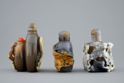Un lot de 3 tabati&egrave;res en agate, Chine, 20&egrave;me