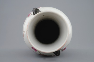 A Chinese famille rose vase with applied flowers and a bowl, 19th C.