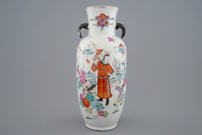 A Chinese famille rose vase with applied flowers and a bowl, 19th C.