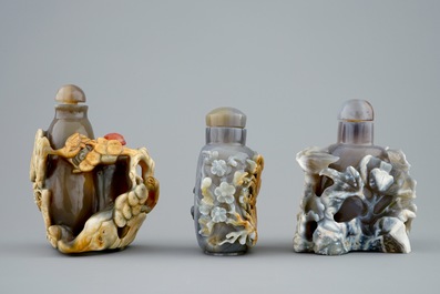 Un lot de 3 tabati&egrave;res en agate, Chine, 20&egrave;me