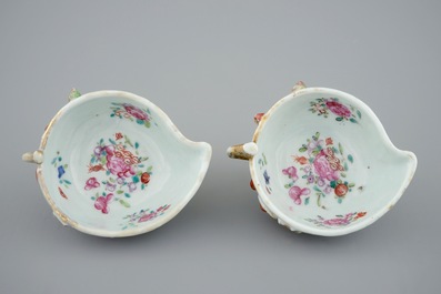 A pair of Chinese famille rose leaf-shaped cups and saucers, Qianlong, 18th C.