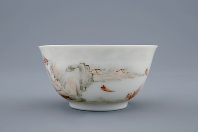 A fine Chinese grisaille and gilt eggshell cup and saucer, Yongzheng, 1723-1735