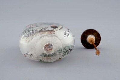 A Chinese inside-painted glass snuff bottle, 19/20th C.