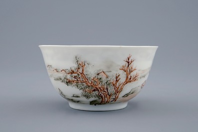 A fine Chinese grisaille and gilt eggshell cup and saucer, Yongzheng, 1723-1735