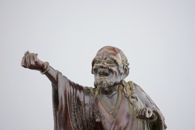 A fine Japanese bronze figure of a sage on base, Meiji, 19th C.