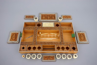 Un coffret anglo-indien en bois sculpt&eacute; incrust&eacute; d'ivoire, Vizagapatam, 19&egrave;me
