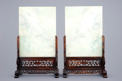 Une paire d'&eacute;crans de table en pierre dure, Chine, 19/20&egrave;me