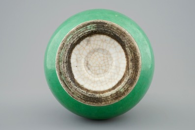 A Chinese apple green pear shaped vase, 19th C.