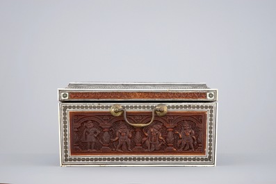 Un coffret anglo-indien en bois sculpt&eacute; incrust&eacute; d'ivoire, Vizagapatam, 19&egrave;me
