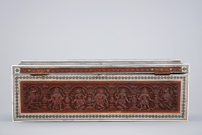 Un coffret anglo-indien en bois sculpt&eacute; incrust&eacute; d'ivoire, Vizagapatam, 19&egrave;me