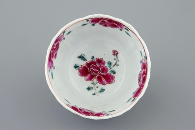 A Chinese famille rose cup and saucer, Qianlong, 18th C.