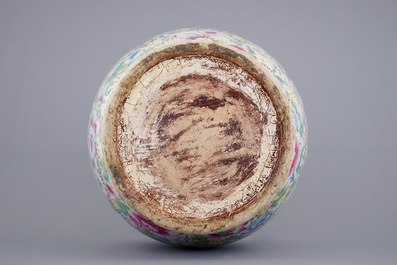 A massive Chinese famille rose millefleurs vase, 19th C.
