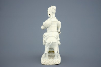 Un mod&egrave;le de Guandi, Dieu de la guerre, en porcelaine blanc de Chine de Dehua, Dynastie Ming, Chongzhen (1627&ndash;1644)
