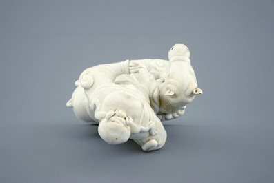 Un mod&egrave;le de Guandi, Dieu de la guerre, en porcelaine blanc de Chine de Dehua, Dynastie Ming, Chongzhen (1627&ndash;1644)