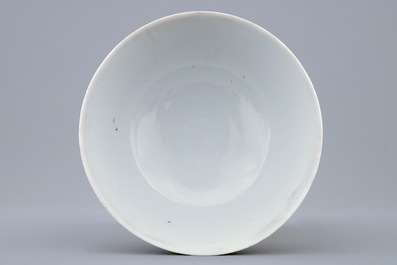 A Chinese monochrome ruby red bowl, 19/20th C.