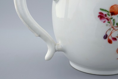 A Chinese famille rose teapot and cover, Qianlong, 18th C.