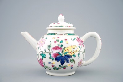 A Chinese famille rose teapot and cover, Yongzheng/Qianlong