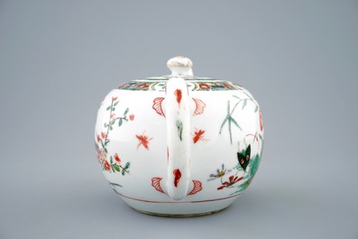 A Chinese famille verte teapot and cover, Kangxi