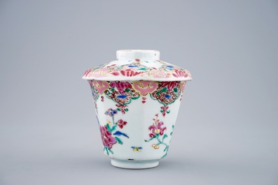 A Chinese famille rose hexagonal covered cup and saucer, Qianlong, 18th C.