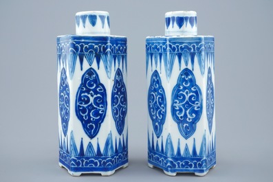A pair of Chinese blue and white hexagonal tea caddies and covers, Kangxi