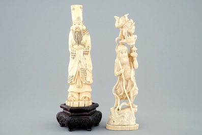 Twee Japanse ivoren okimono, Meiji, ca. 1900