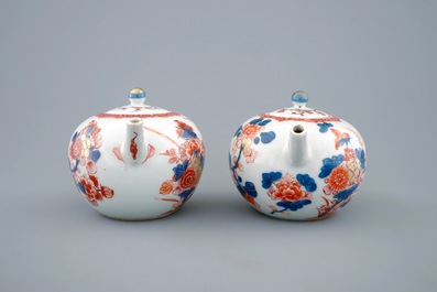 A pair of Chinese gilt Imari-style teapots and covers, Kangxi