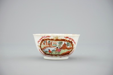 Une partie d'un service &agrave; th&eacute; en porcelaine de Chine famille rose et dor&eacute; de style Meissen, Qianlong, 18&egrave;me