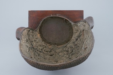 Une t&ecirc;te de Bouddha en bronze partiellement dor&eacute;, Asie du Sud Est, 19/20&egrave;me