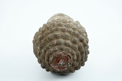 Une grande t&ecirc;te de Bouddha en pierre sculpt&eacute;e, Chine ou Tibet, poss. 16/17&egrave;me
