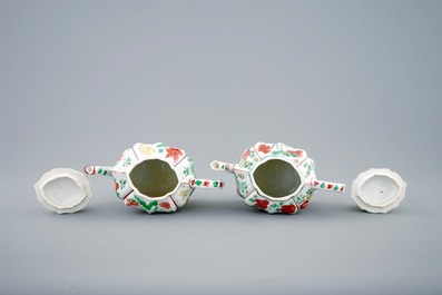 A pair of Chinese famille verte teapots and covers, Kangxi