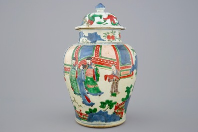 Een Chinese wucai dekselvaas, Transitie periode, 1620-1683